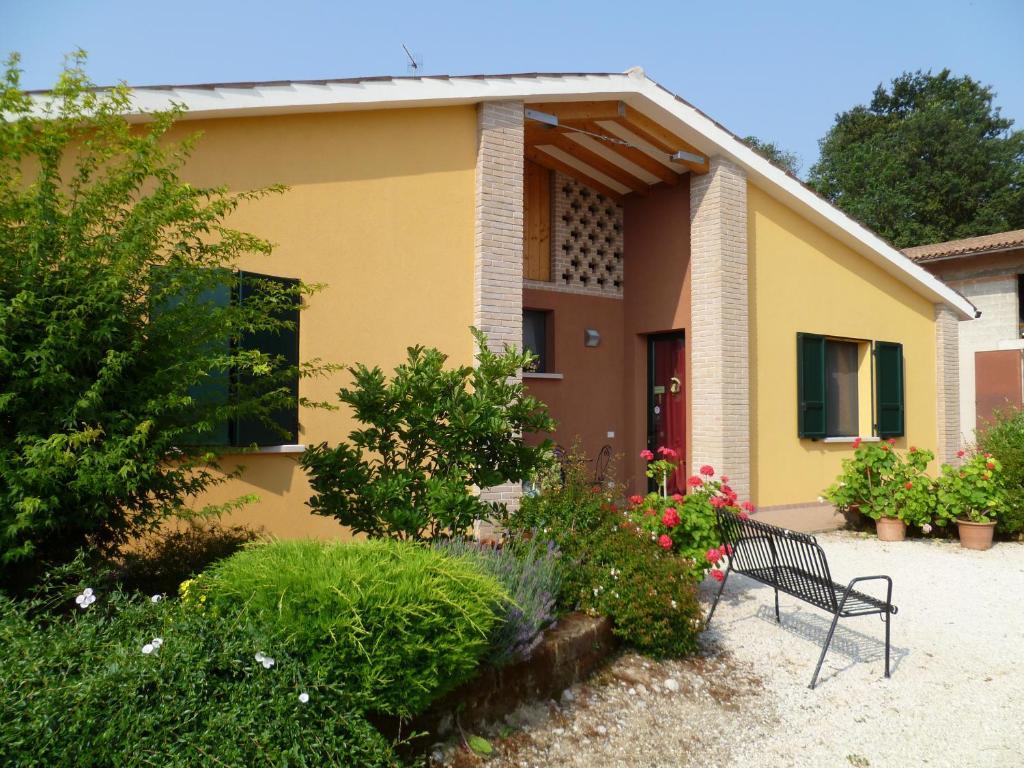 Agriturismo Dondino Cavriana Eksteriør billede